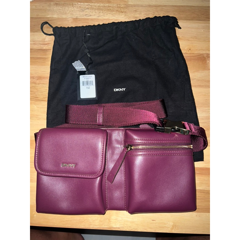 DKNY กระเป๋าสะพายข้าง