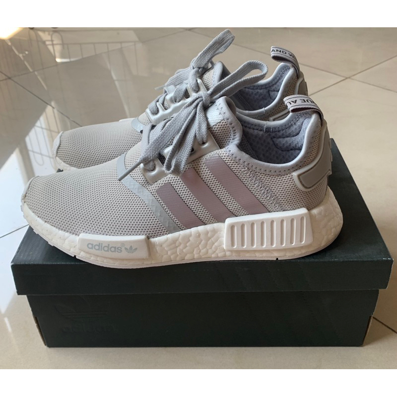 (NEW NEVER USED ใหม่ไม่เคยใส่) ADIDAS Grey NMD Sneakers Shoes Authentic 100% อาดีดาส รองเท้าผ้าใบ NM