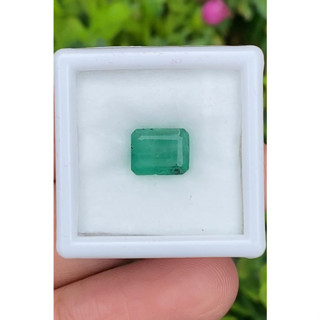 พลอย มรกต Natural Emerald แซมเบีย 2.02 กะรัต (Cts.)