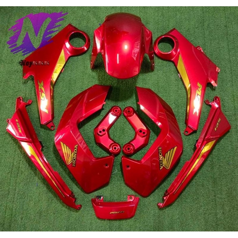 ชุดสี MSX 125ตัวเก่า ปี2012-2015 มีทั้งหมด 10ชิ้นลูกค้าสามารถเลือกสีและลายสติ๊กเกอร์ได้ตามต้องการทัก