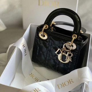 กระเป่าLady Dior Mini Lambskin 7"  ขายดีตลอดกาลค่ะ สีน่ารักก มาเพิ่มแย้วว  งานvip