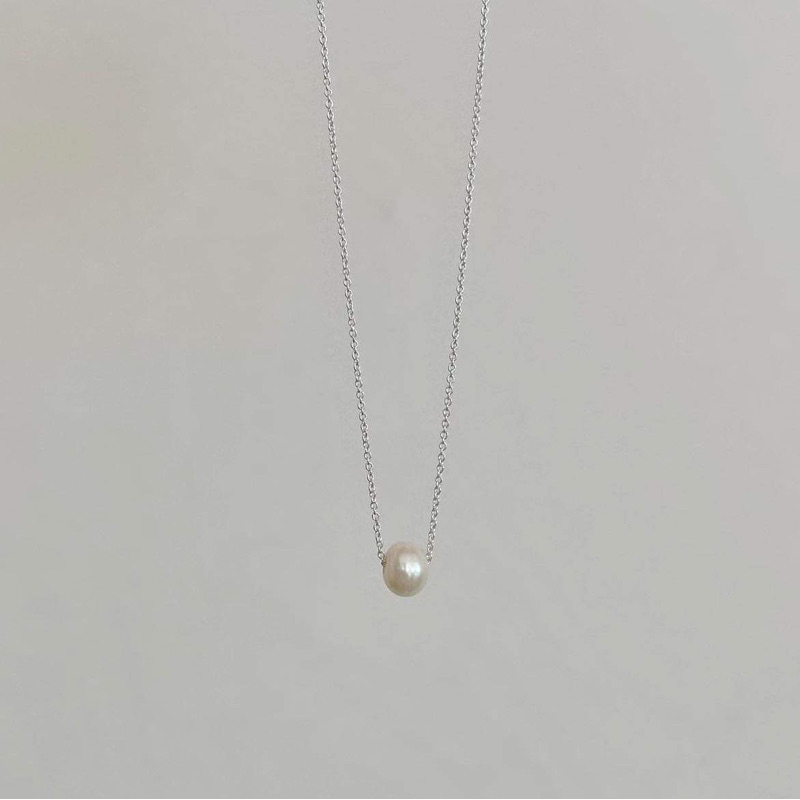 ( โค้ด DMEBK ลด 120.-) Winterwinter Jewelry Silver925 : เครื่องประดับเงินแท้ เงินแท้925 สร้อยคอเงินแท้ประดับด้วยมุกแท้