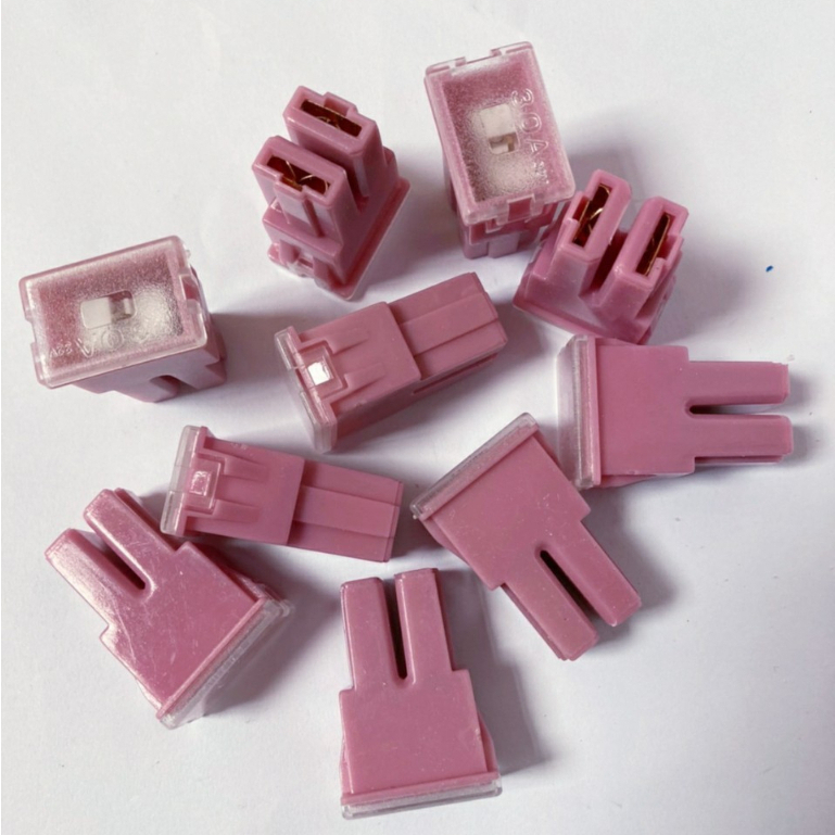 ฟิวส์เมน รถยนต์ ฟิวส์รถยนต์ 30A 32V สีชมพู FUSE 30A. แบบเสียบ แข็งแรง ทนทานต่อการใช้งานดีเยี่ยม