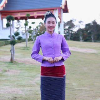 เสื้อผ้าฝ้าย "รุ่นอัดกาว" ทรงจิตรลดา อก36-42นิ้ว มี 4 สีค่ะ