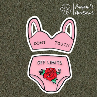 🇹🇭 พร้อมส่ง : เข็มกลัดเซ็ทบิกีนี่สีชมพู | “DON’T TOUCH” &amp; “OFF LIMITS” Pink Bikini Enamel Brooch Pin Set.