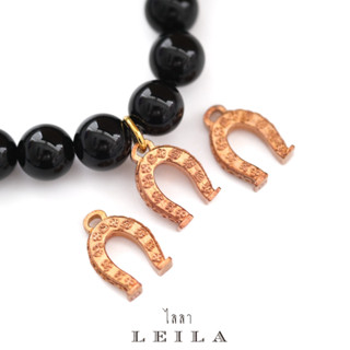 Leila Amulets เกือกม้าแก้ว สีพิ้งค์ ห่วงห้อย (พร้อมกำไลหินฟรีตามรูป)