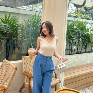 PERPEARL | Twinky blouse #PP002 เสื้อครอปคอวีผ้าไหมพรมนิ่ม ใส่สบาย แมทช์ง่ายมาก