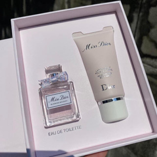 ชุด Gift set น้ำหอม Dior ทำยอดมาค่ะ