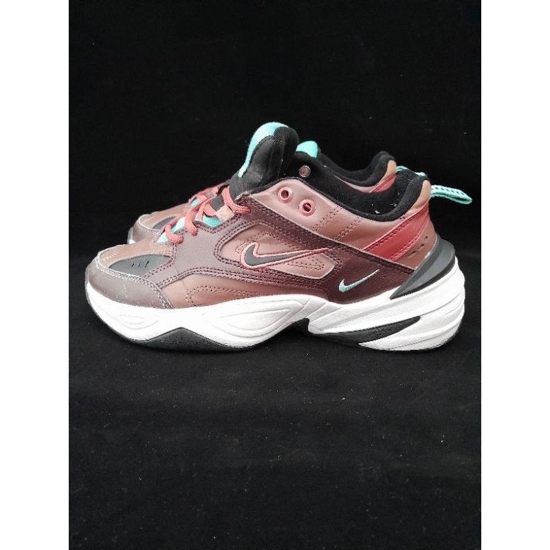 รองเท้ามือสองNIKE M2Kไซด์40/25CM.(โปรโมชั่นแถมดันทรงรองเท้า เริ่มวันนี้ถึง28กุมภาพันธ์2566)