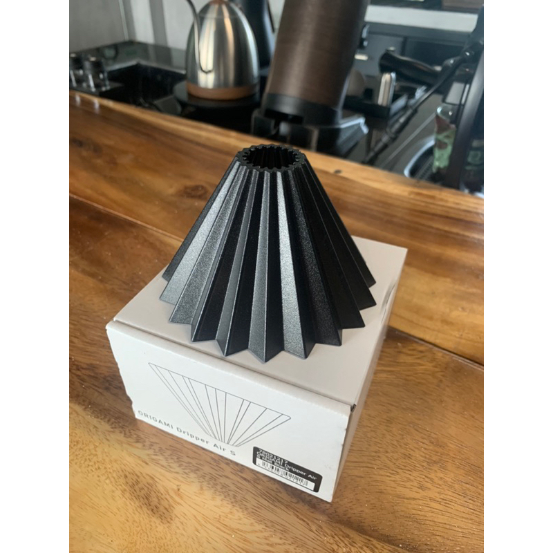Origami Air Dripper S ดริปเปอร์ Origami แบบพลาสติกไซส์ S มือ2