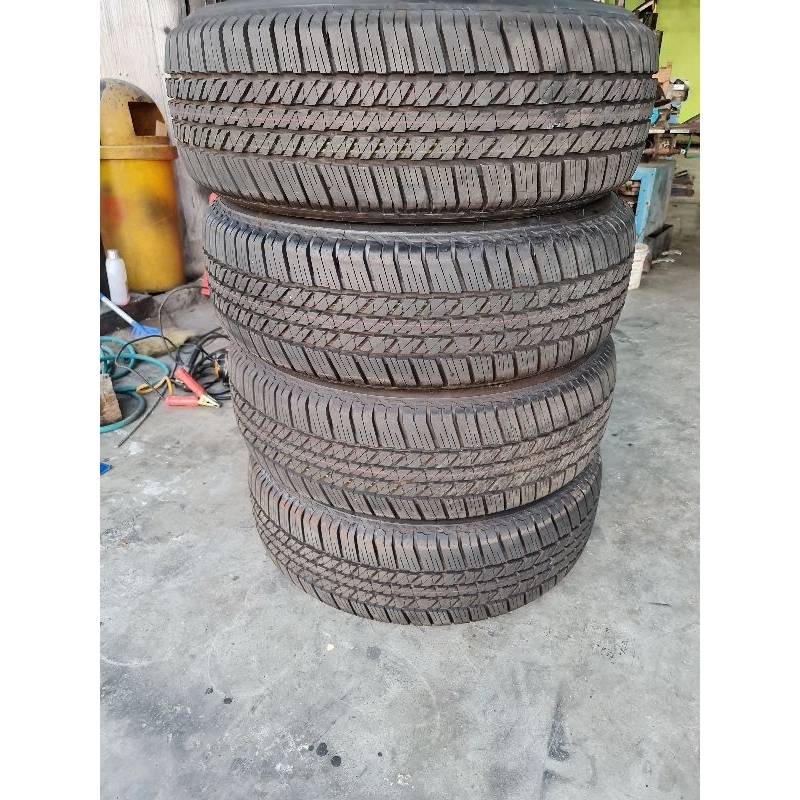 ยางถอดป้ายแดงจากศูนย์ isuzu 255/65R17 ยางสภาพใหม่ยังไม่ได้วิ่งในท้องถนนเลย(ราคารวม4เส้น)