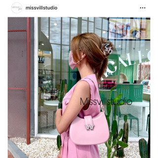 Sale‼️990‼️กระเป๋าเพชร รุ่น W bag (MissVillStudio)