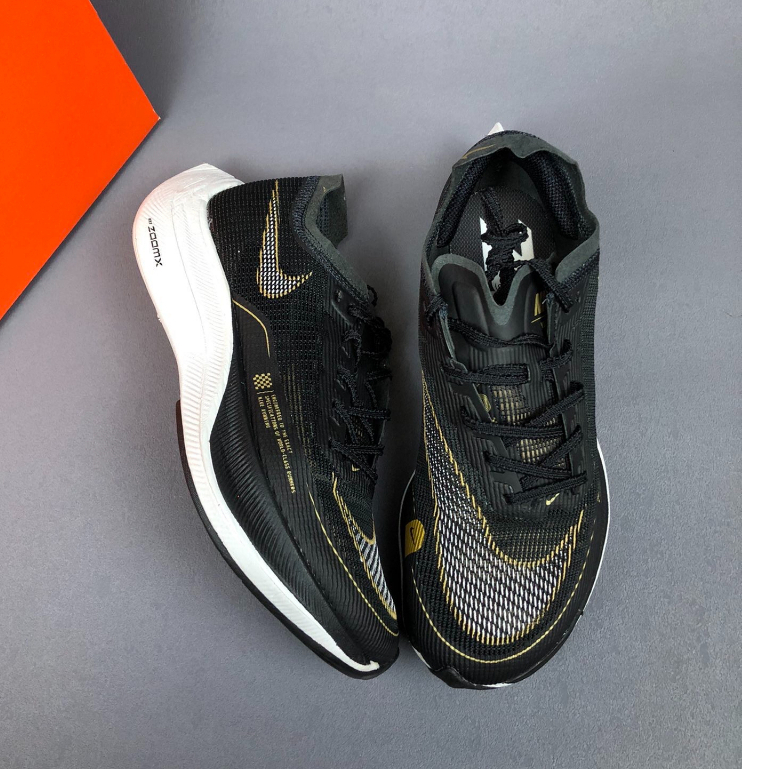 ของแท้ 100% Nike ZoomX Vaporfly Next% 2 รองเท้าวิ่งมืออาชีพผู้หญิงสีดำทอง