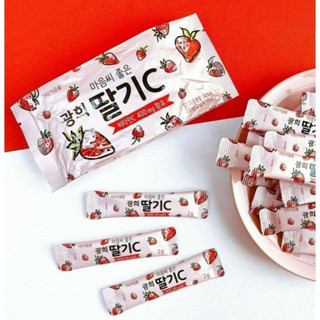 Kwanghee Strawberry Vitamin C Powder Stick 1 ห่อมี 10 ซอง x 2 g. 400 mg. (🌼แท้ / พร้อมส่ง🌼