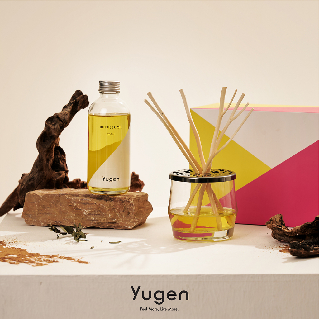 Yugen ชุดก้านไม้กระจายกลิ่นหอม กลิ่น อินสไปร์ (Yugen - Reed Diffuser 200 ml Set / Scent : INSPIRE)