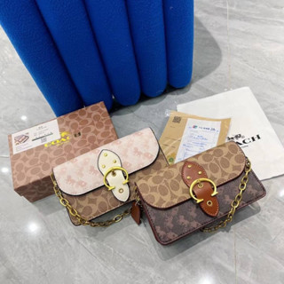 Coach กระเป๋าสะพายข้าง ขนาด 21x12x6 cm  มี 2 สี ครีม/น้ำตาล อุปกรณ์ครบ งานกล่องแพคซีน
