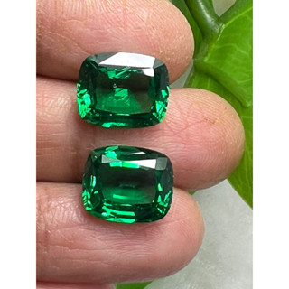 Lab green emerald Cushion 10x12mm pair(2pcs)