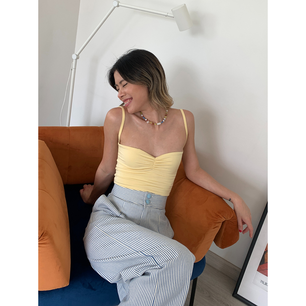 Mellow Everyday - Frutta Top เสื้อสายเดี่ยวจีบอก