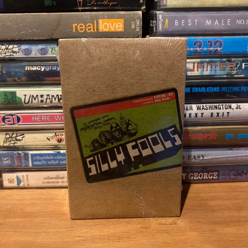 Cassette Tape เทปเพลงไทย Silly Fools - บันทึกการแสดงสด FatLive:V3 (0106)