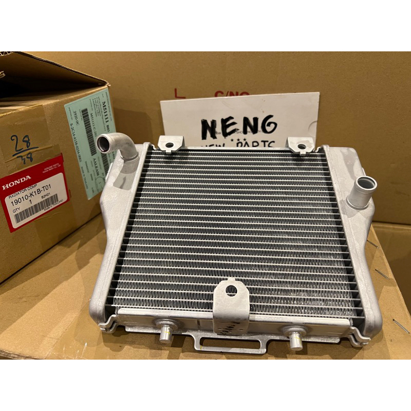 หม้อน้ำFORZA350 / ADV350 19010-K1B-T01