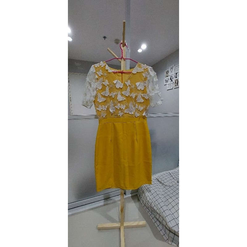 เดรส "ESFERA" Size M มือ 2 สภาพดีมาก (ใส่เองทุกชุด)