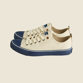 Mc Jeans รองเท้าผ้าใบ กันน้ำ สีอ๊อฟไวท์ ทรงสวยคลาสสิก ใส่ได้ทั้งชายและหญิง พร้อมเชือกรองเท้า 2 สี M09Z017 img 1