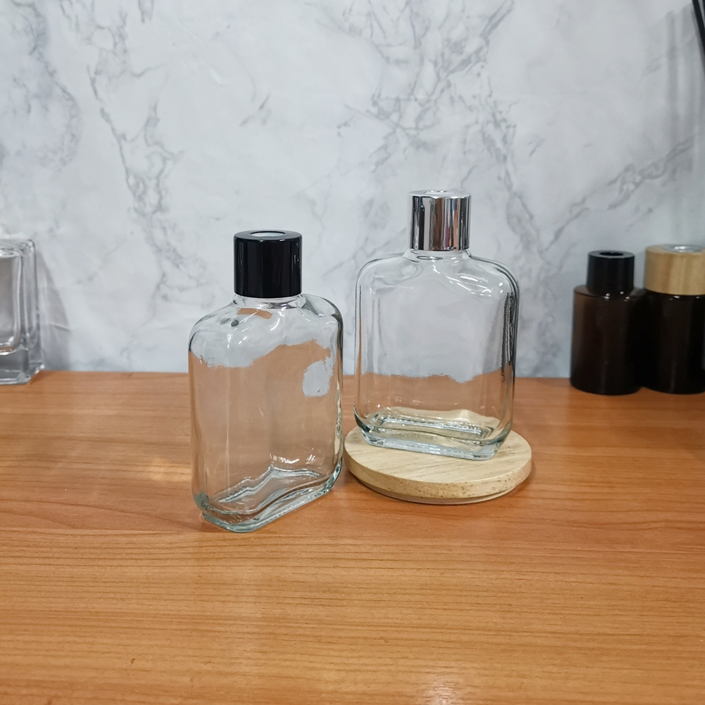 Diffuser Bottles ขวดก้านไม้กระจายกลิ่น ขวดเปล่าทรงแบน (ใส) พร้อมฝา 80 ml.