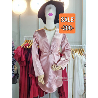 ชุดมินิเดรสคอวี SALE200-