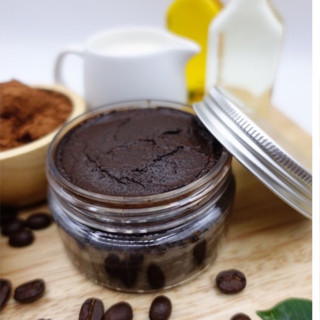 Coffee and Tamarind Body Scrub สครับกาแฟมะขาม ขนาด 120 กรัม