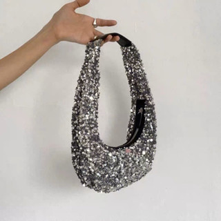 (พรีออเดอร์) Sequin sparkling underarm bag