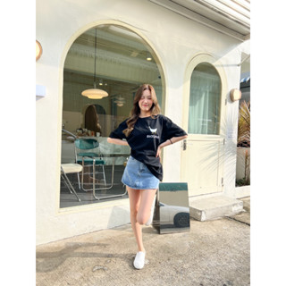 “ Ducklings “ 🐥💕🫶🏻  เสื้อยืด oversize มาใหม่ ! สกรีนน่ารักมากคับ ผ้านุ่มสุดๆ ☁️  Size : อก 34-42 ยาว 27 “