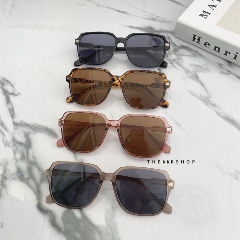 แว่นตากันแดดแฟชั่น กันแสงUV400 KD1770 ปกป้องดวงตาจากแสงแดด ชายหญิง ใส่ได้ น้ำหนักเบา ใส่สบาย [มีบริการCOD]