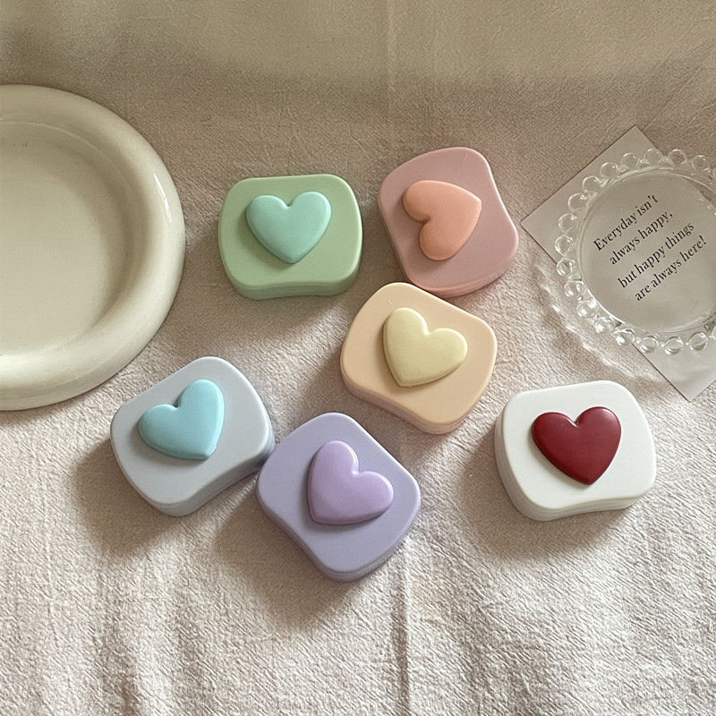 สินค้าในไทย!!! ส่งไวน่าร๊กกก กล่องใส่คอนแทคเลนส์แบบพกพา น้องน่ารักลายสวยงามมีทัั้งงานเดียวงานคู่มาพร้อมกระจกและขวดน้ำยา