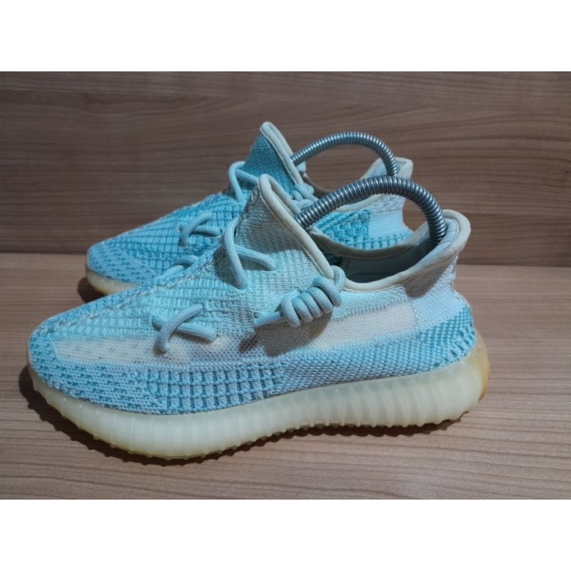 adidas Yeezy Boost 350 V2Cloud White (Non-Reflective)