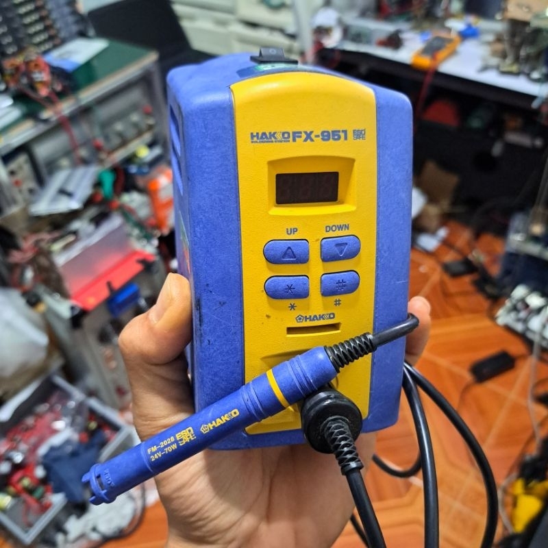 Hakko FX-951 สถานีบัดกรี