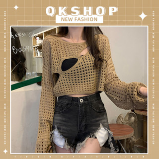 QKshop เสื้อแขนยาวทรงไหมพรมมีรูระบาย โชว์ร่างบดๆเบาๆ ดีเทลแฟชั่นจ๋ามากแม่  มันดีย์ มันเกร๋ ลงตัวสุดๆอ่ะ สีไหนก็สวย 🌟