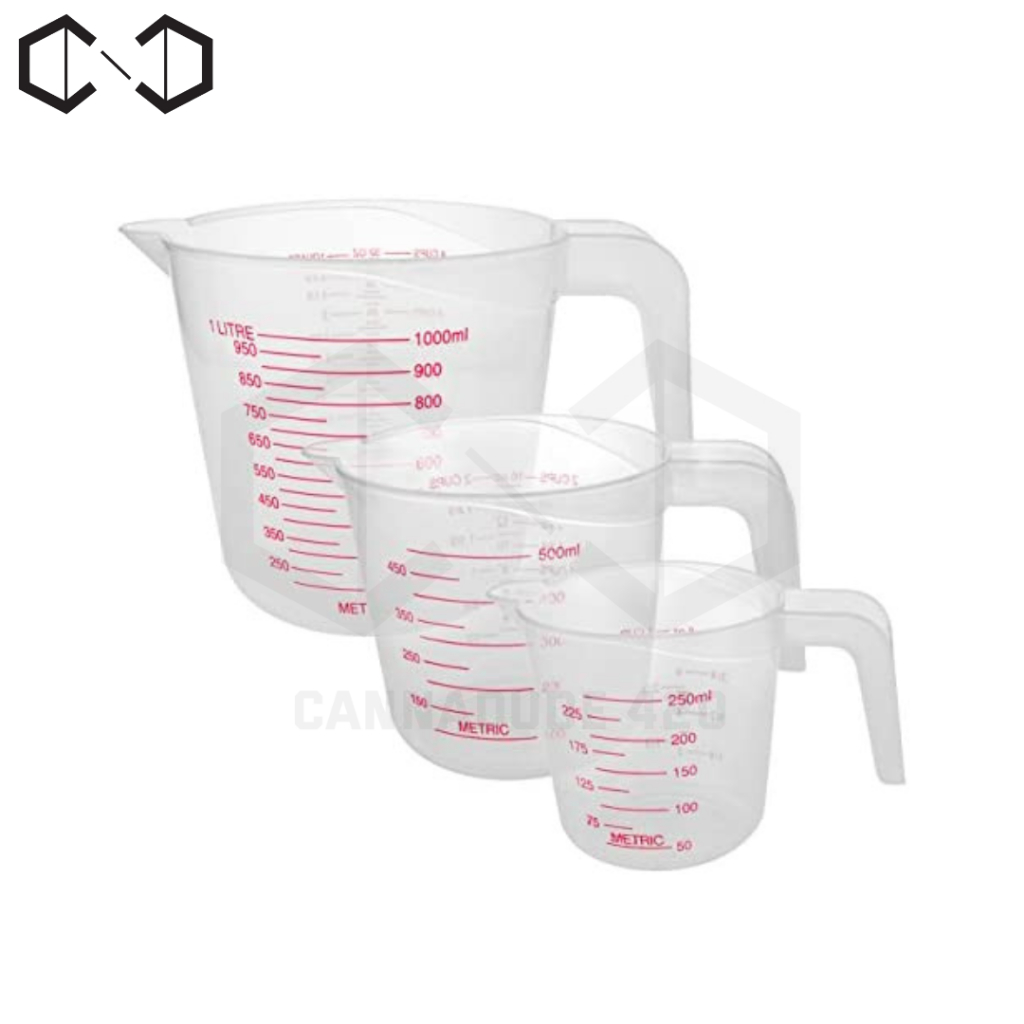 Measuring cup ถ้วยตวง ถ้วยตวงปุ๋ย มีหลายสี หลายขนาด