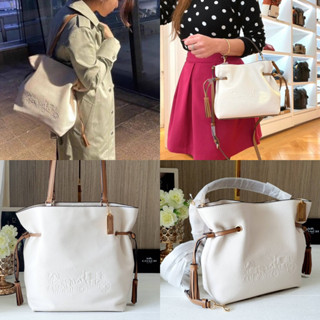 🎀(สด-ผ่อน) กระเป๋าสีขาว 9.5 นิ้ว CA164 / 11.5 นิ้ว CA165 Andy Crossbody With Horse And Carriage