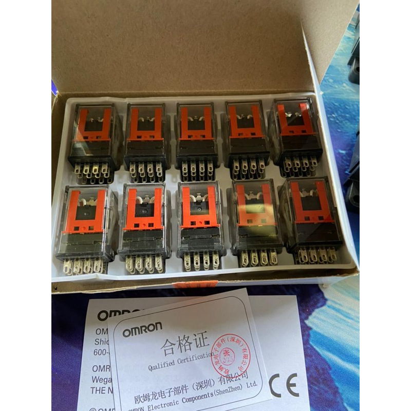 Omron Relay My2n-GS 220VAC 24VDC