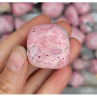 1 Pc Rhodonite 2-3 cm Tumble Stone, Tumbled Rhodonite Stone, Bulk Crystals, Jewelry Making, Healing