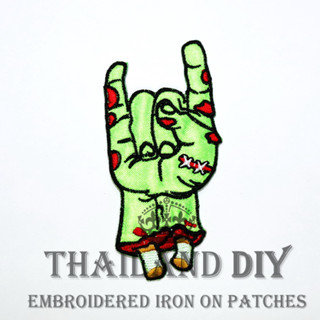 ตัวรีดติดเสื้อ ลายสัญลักษณ์นิ้วมือ ซอมบี รักโลก รัก Zombie Hand Sign Patch งานปัก DIY WOP ตัวรีด อาร์มติดเสื้อ กางเกง