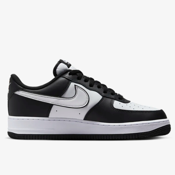 Nike ไนกี้ รองเท้าผ้าใบ M Air Force 1 07 Panda DV0788-001 (4300)