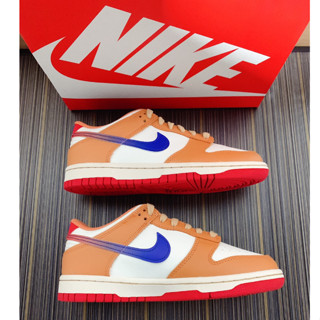 （ของแท้ 100 %）Nike Dunk Low (GS) รองเท้าผ้าใบลำลองแบบคลาสสิกสีขาวส้มน้ำเงิน