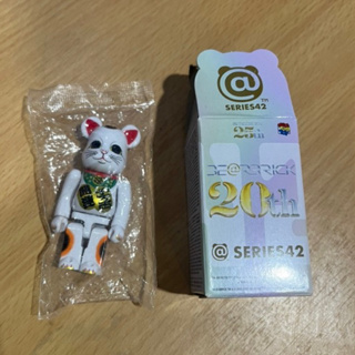 (ของแท้) Bearbrick Be@rbrick Series 42 Top Secret: Maneki neko Lucky Cat นำโชค