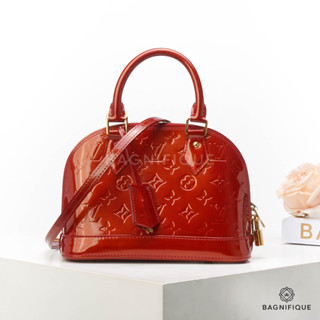 LOUIS VUITTON ALMA BB RED COQUELICOT VERNIS GHW