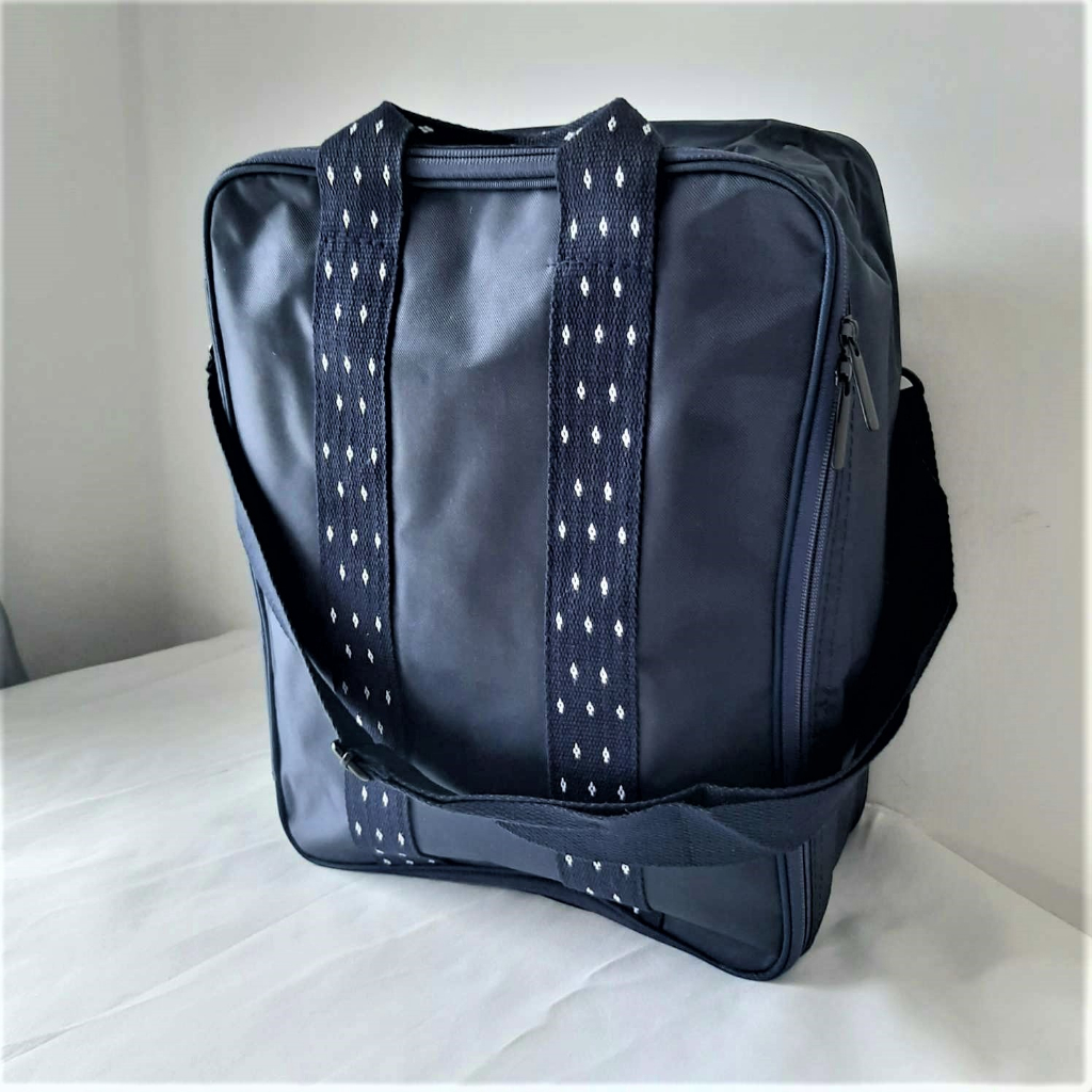 Travel  bag กระเป๋าเดินทางใบเล็ก ขนาดกะทัดรัด ใส่ของได้เยอะ กระเป๋าจัดระเบียบสิ่งของได้เป็นสัดส่วนดี