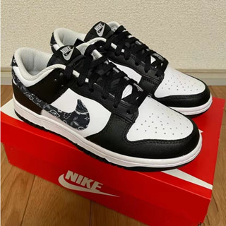 (ของแท้ 100 %)Nike Dunk Low ESS "Black Paisley"(W)