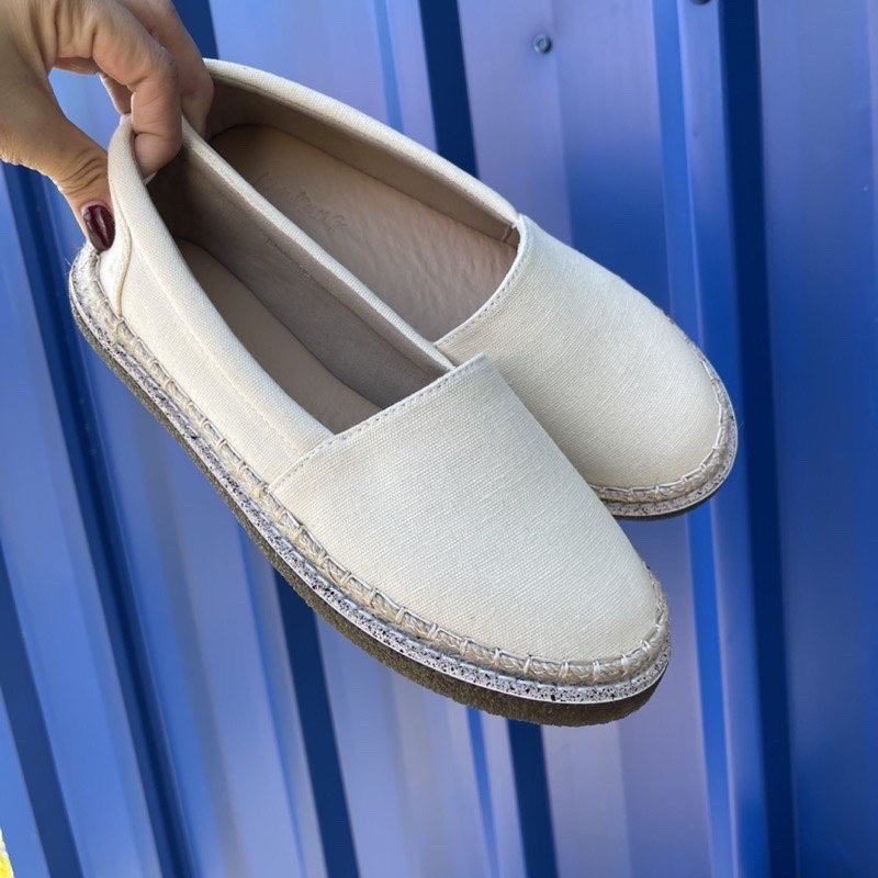 พร้อมส่งจากกทม รองเท้าคัทชู รุ่น O-Ly espadrill KK81-82 รองเท้าผ้าแคนวาส มินิมอล รุ่นที่ใส่สบายสุดๆ คัทชู คัชชู