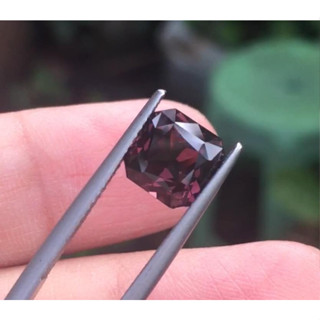 พลอยสปิเนล(Spinel) นน2.67กะรัต