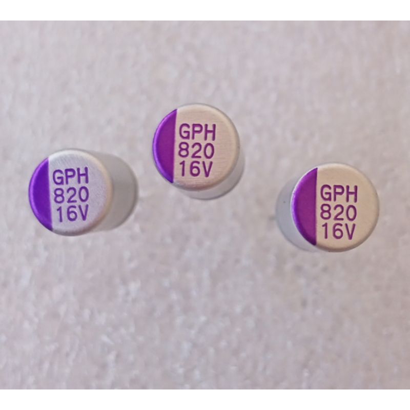 คาปาซิเตอร์ 820UF 16V  C820UF 16V ตัวสีเงินแถบสีม่วง ขนาด8x12mm. ของใหม่แกะกล่อง(10ชิ้น)C820UF 16V C